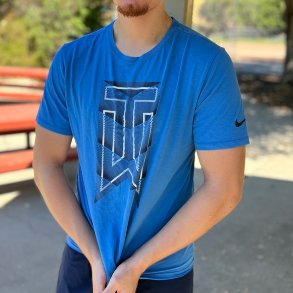 NIKE TIGER WOOD COLLECTION MEN GOLF TO SHIRT TW BLUE DRI FIT ATHLETE WORKOUT GUY - Picture 15 of 16